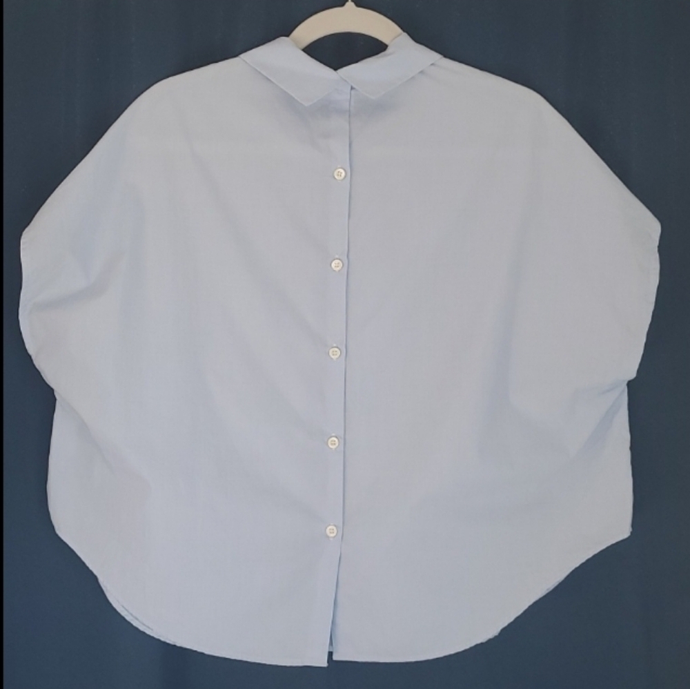 Gallego Desporte, Sleeveless Button Back Shirt, Light Blue, Size M - Picture 5 of 13